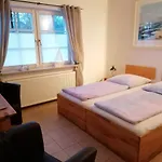Boddenhus Auf Ruegen - Und * Rappin