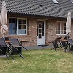 Boddenhus Auf Ruegen - Und Rappin