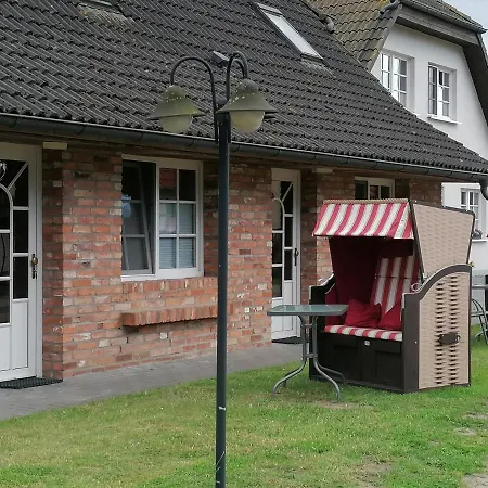 Boddenhus Auf Rügen - Und Rappin