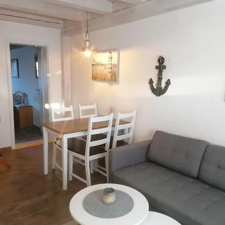 Boddenhus Auf Rügen - Und * Rappin