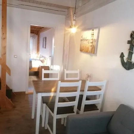 Boddenhus Auf Ruegen - Und Apartmán