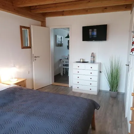 Apartmán Boddenhus Auf Ruegen - Und Rappin