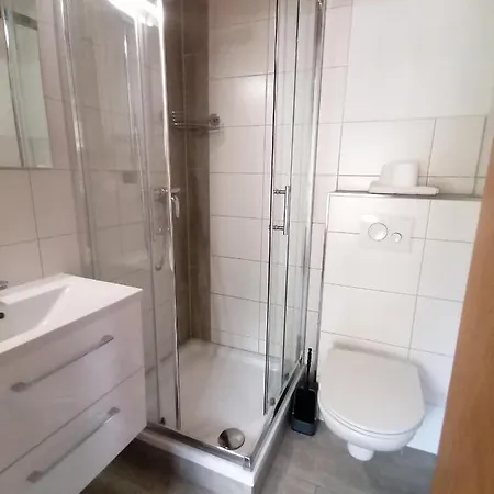 Boddenhus Auf Ruegen - Und Appartement